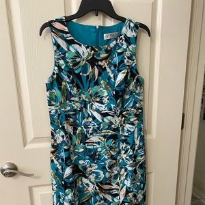 Beautiful Kasper Sleeveless Dress